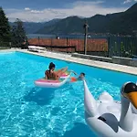 Pool By Italian Apartman *
