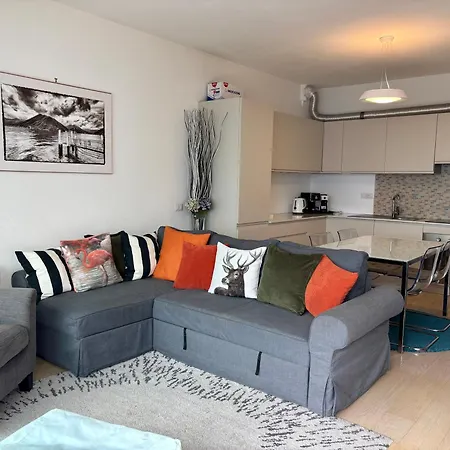 Apartman Pool By Italian *