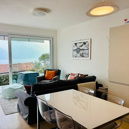 Pool By Italian Apartman *