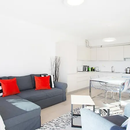 Pool By Italian Apartman *